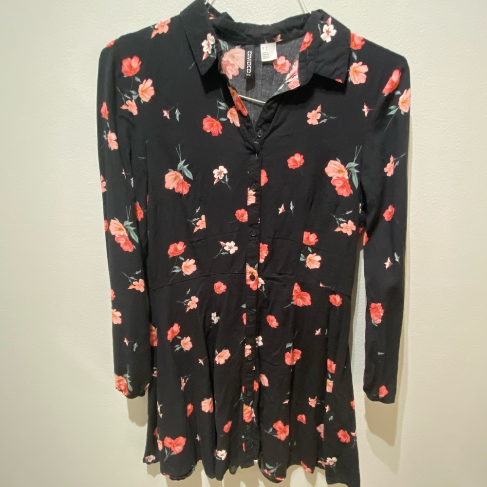 h&m divided black and floral dress
